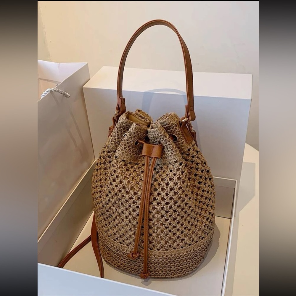 Straw bag